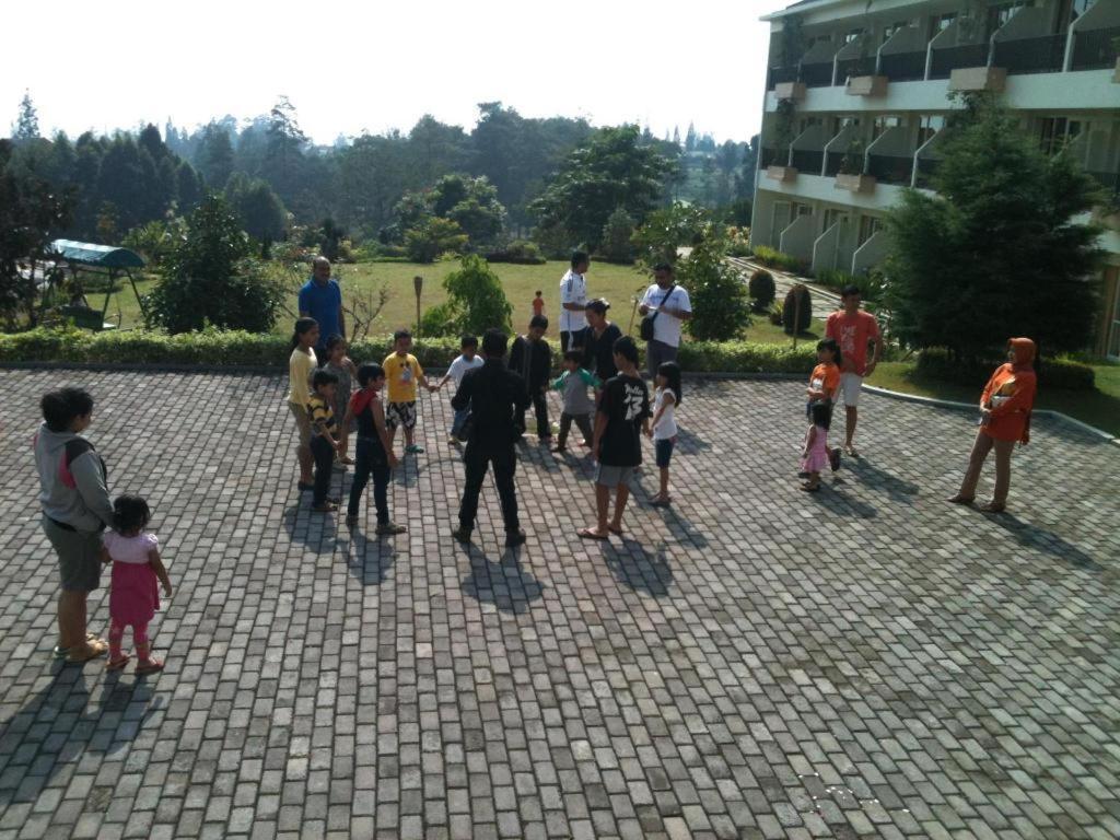 Hotel Rosa Puncak
